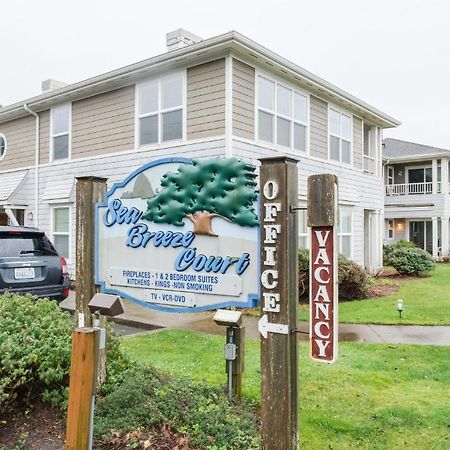 Sea Breeze Court Hotel Cannon Beach Exterior photo