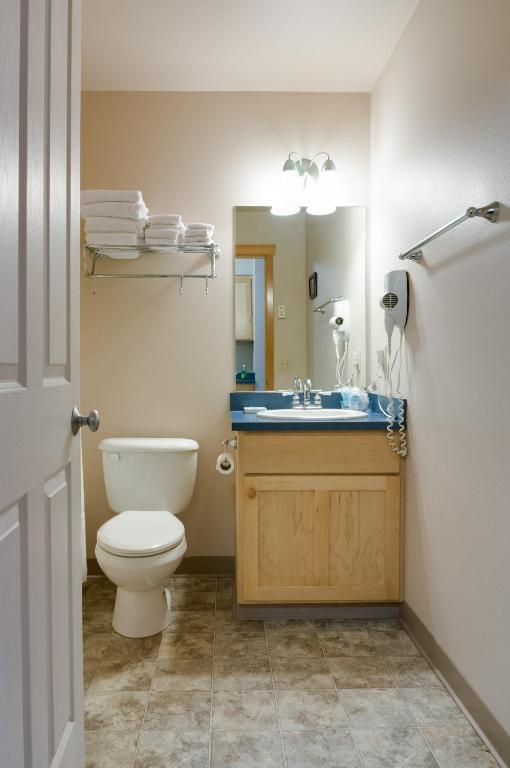 Sea Breeze Court Hotel Cannon Beach Room photo