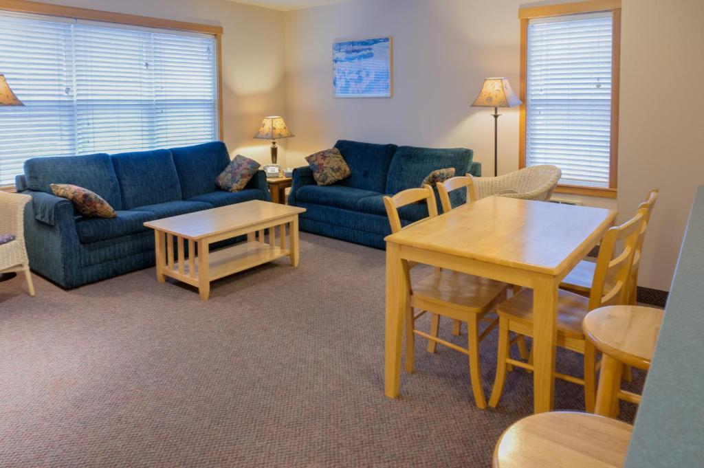 Sea Breeze Court Hotel Cannon Beach Room photo