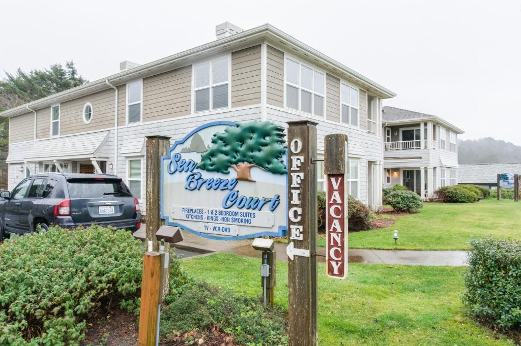 Sea Breeze Court Hotel Cannon Beach Exterior photo