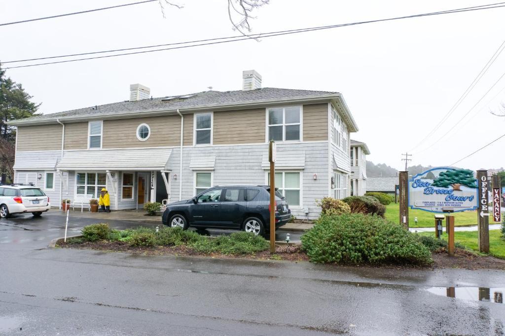 Sea Breeze Court Hotel Cannon Beach Exterior photo